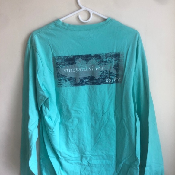 Vineyard Vines Fishing Long Sleeve - Picture 2 of 2